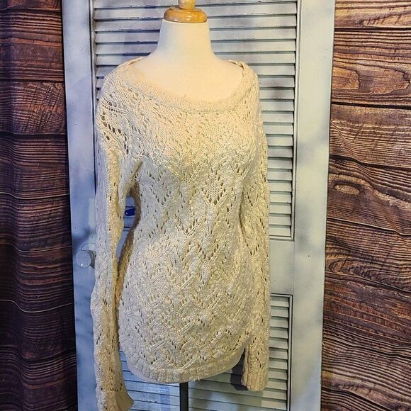 WD NY Lg Cable Knit Sweater - Picture 7 of 11